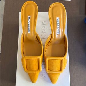 Manolo Blahnik 
Maysale 70 Suede Mules